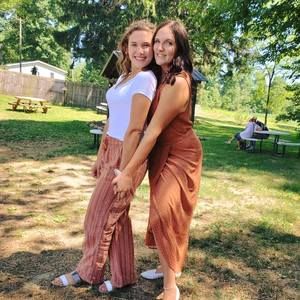 Meet your Posher, Leah